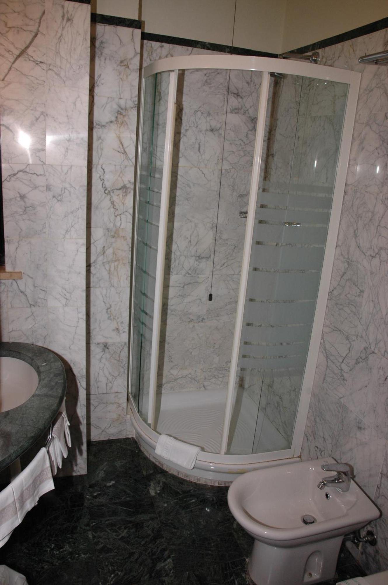 Hotel Michelangelo Palace & Spa テルニ 部屋 写真